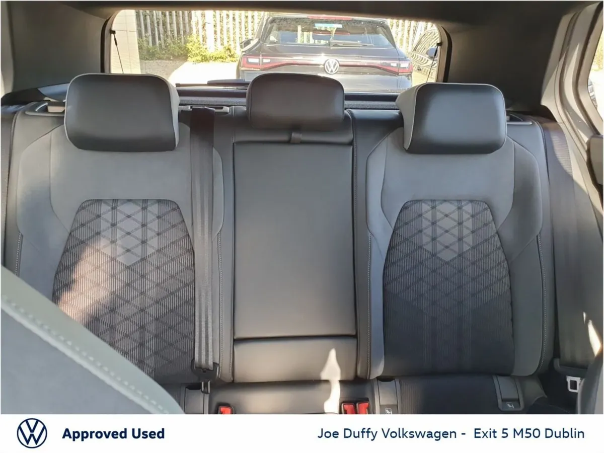 Volkswagen Golf Estate, Petrol, 2024, Grey