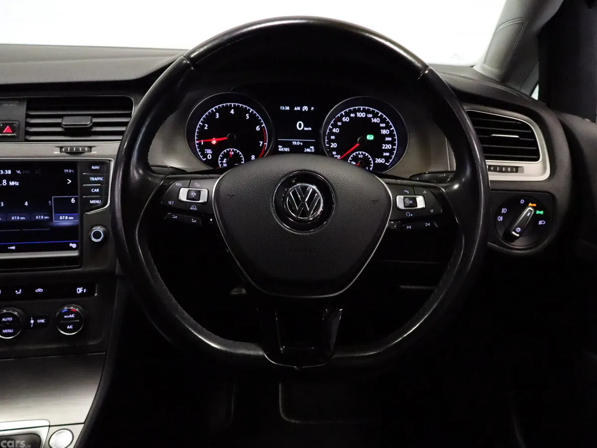 Volkswagen Golf Hatchback, Petrol, 2017, Gold