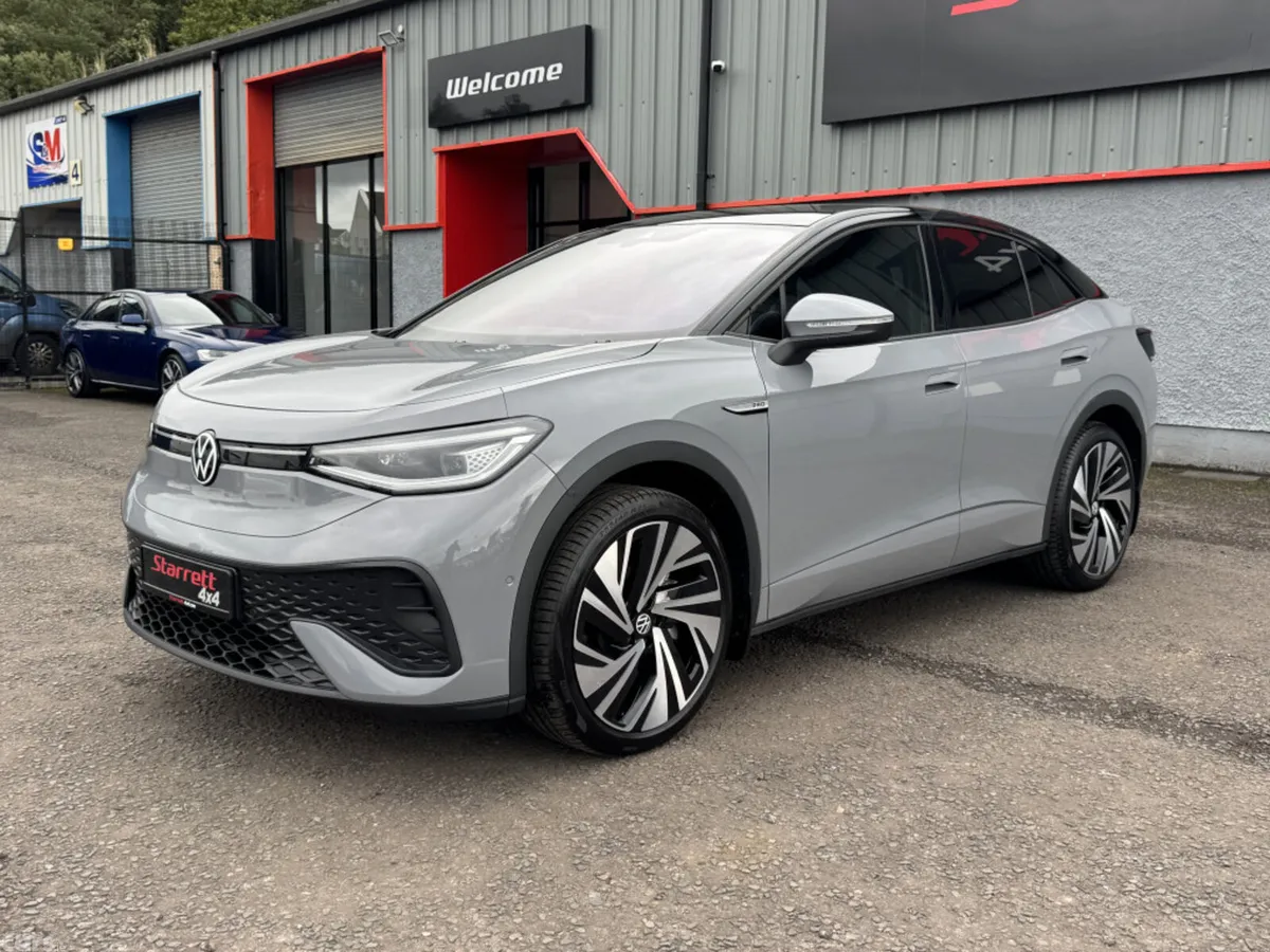 Volkswagen ID.5 SUV, Electric, 2023, Grey