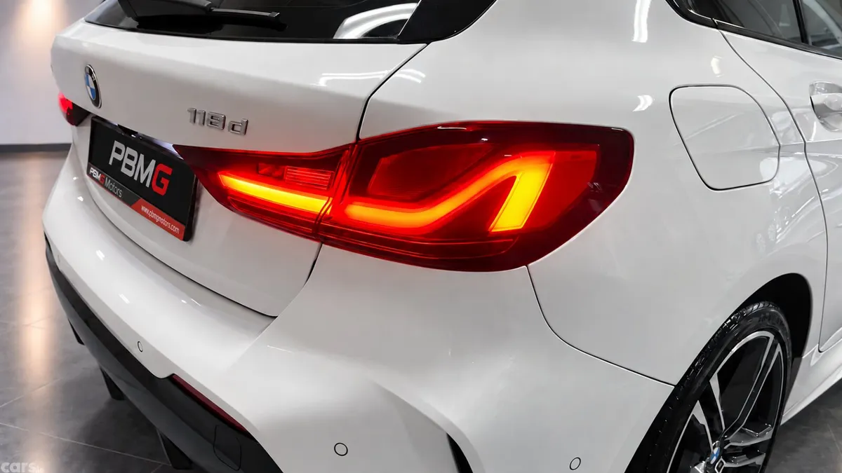 BMW 1-Series Hatchback, Diesel, 2021, White