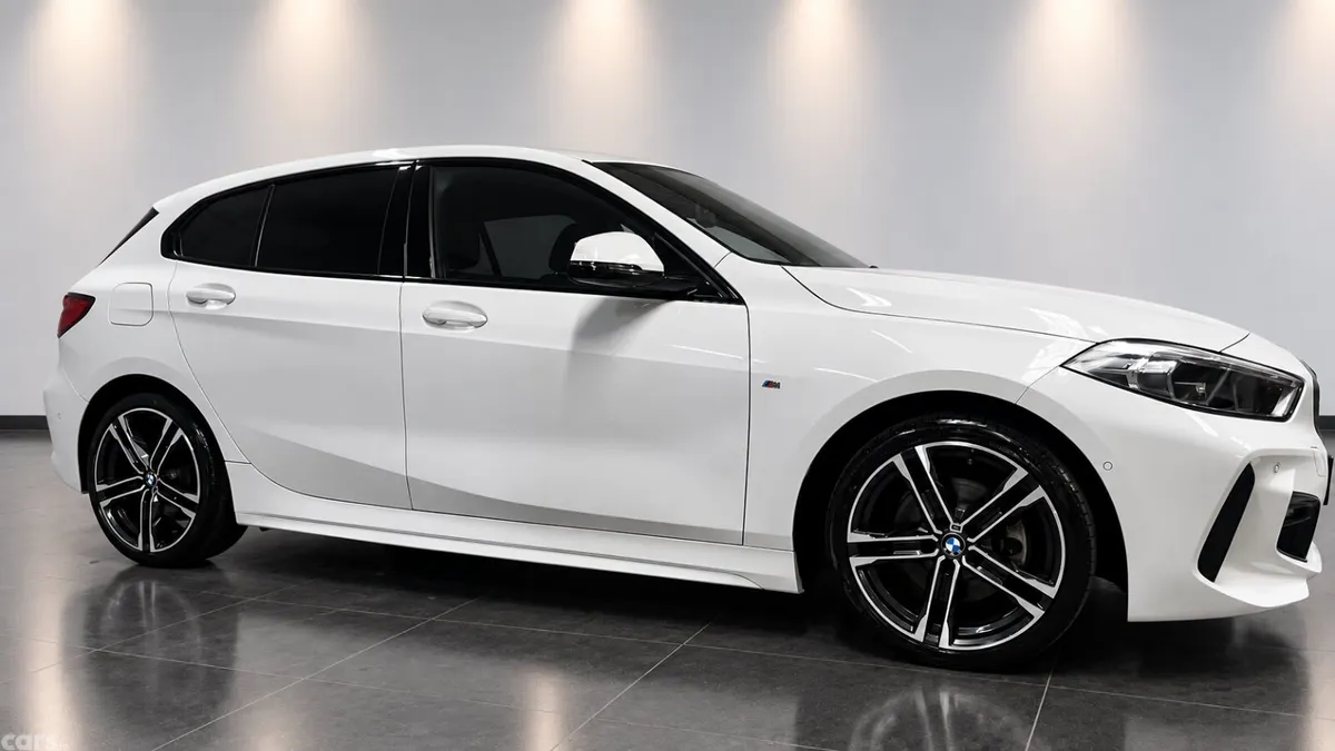 BMW 1-Series Hatchback, Diesel, 2021, White