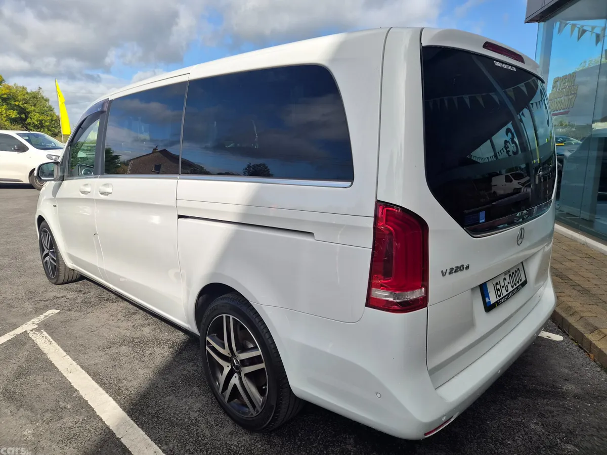 Mercedes-Benz V-Class MPV, Diesel, 2016, White
