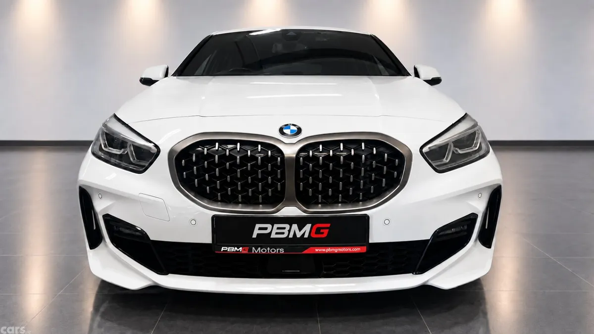 BMW 1-Series Hatchback, Diesel, 2021, White