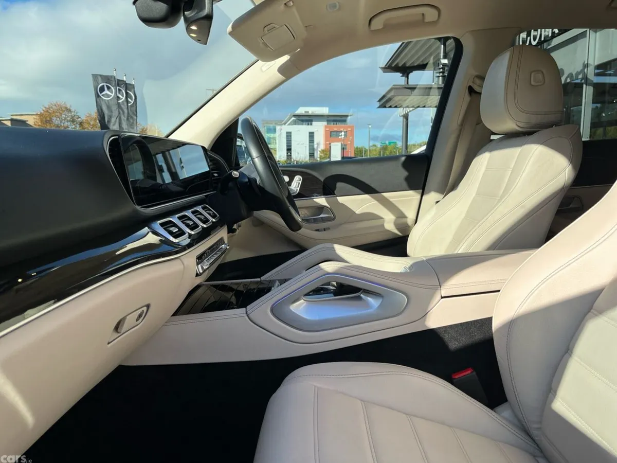 Mercedes-Benz GLE SUV, Diesel Plug-in Hybrid, 2022, Grey