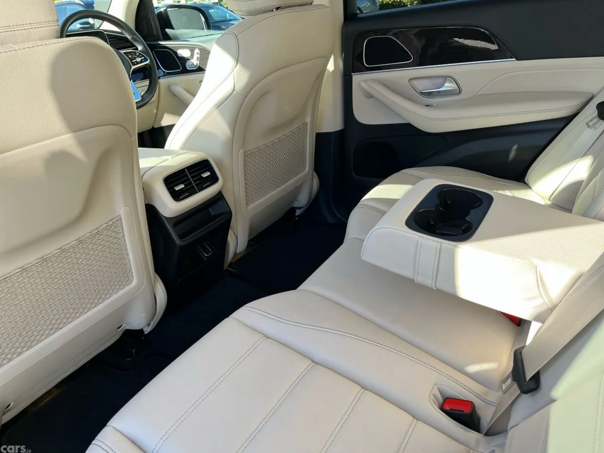 Mercedes-Benz GLE SUV, Diesel Plug-in Hybrid, 2022, Grey