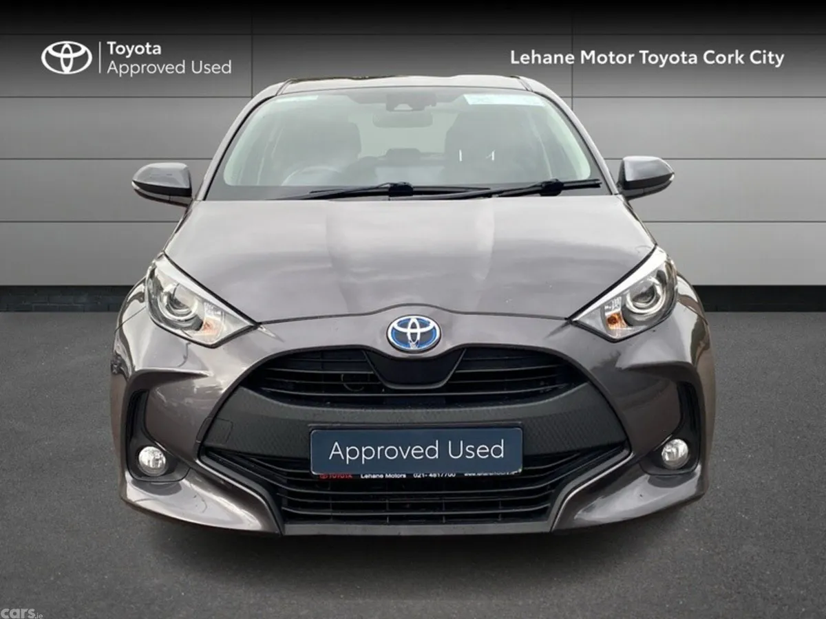 Toyota Yaris Hatchback, Petrol Hybrid, 2021, Grey