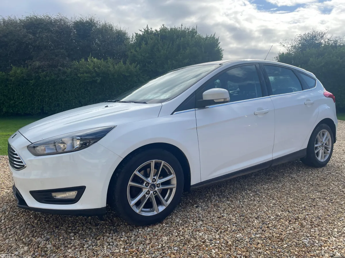 Ford Focus Hatchback, Diesel, 2016, White
