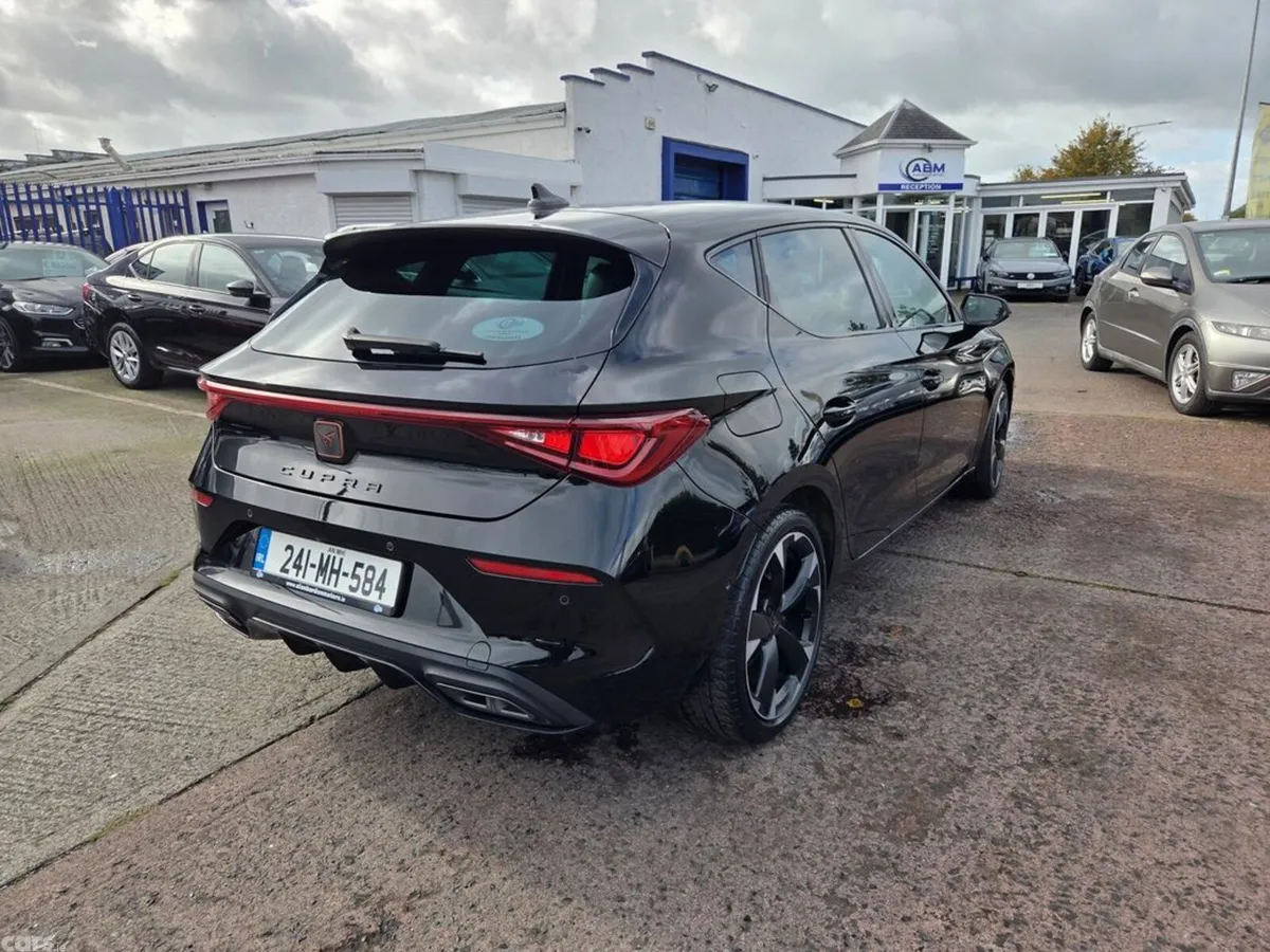 Cupra Leon Hatchback, Diesel, 2024, Black