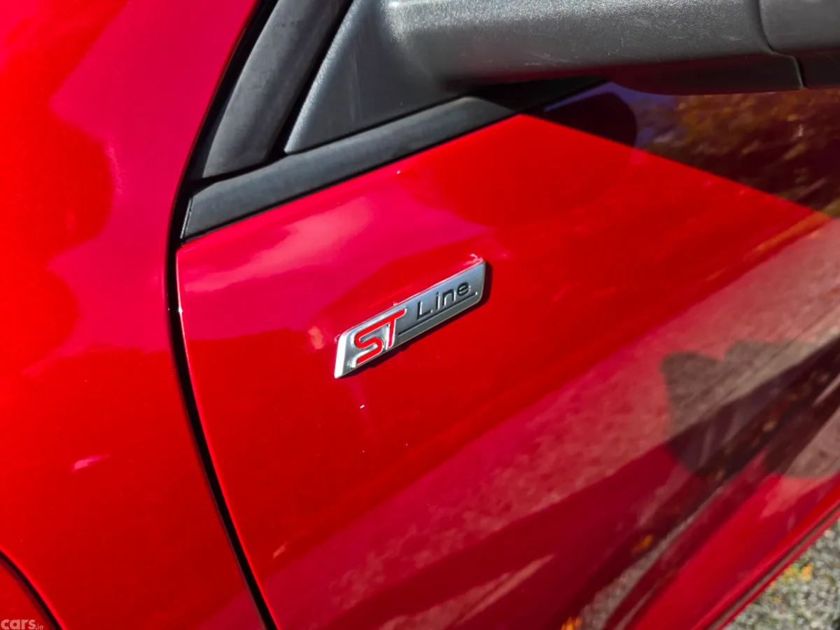 Ford Kuga MPV, Petrol Plug-in Hybrid, 2020, Red