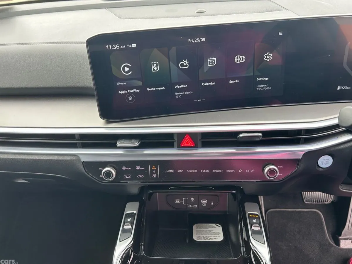 Kia Sorento SUV, Petrol Plug-in Hybrid, 2025, Grey