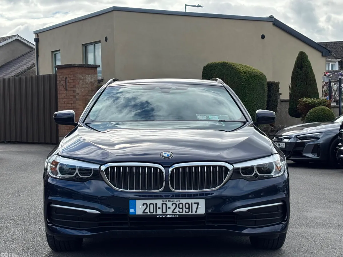 BMW 5-Series Estate, Petrol, 2020, Blue