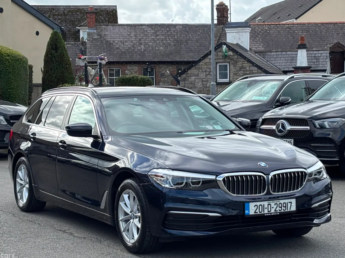 BMW 5-Series Estate, Petrol, 2020, Blue