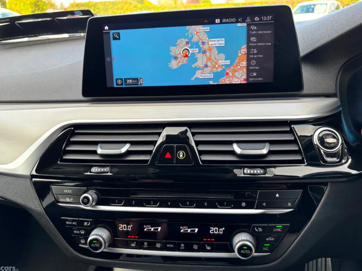 BMW 5-Series Estate, Petrol, 2020, Blue