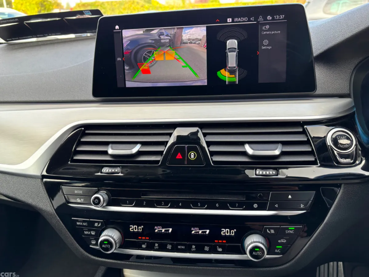 BMW 5-Series Estate, Petrol, 2020, Blue