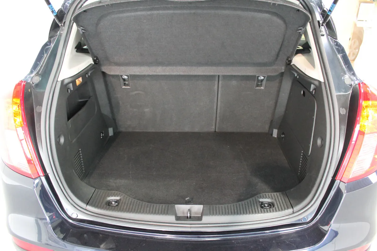 Opel Mokka SUV, Diesel, 2019, Blue