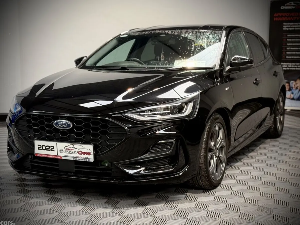 Ford Focus Hatchback, Diesel, 2022, Black