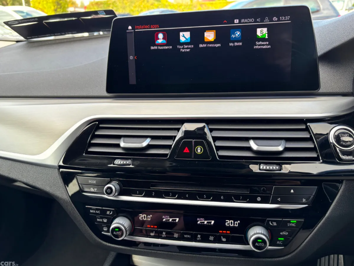 BMW 5-Series Estate, Petrol, 2020, Blue