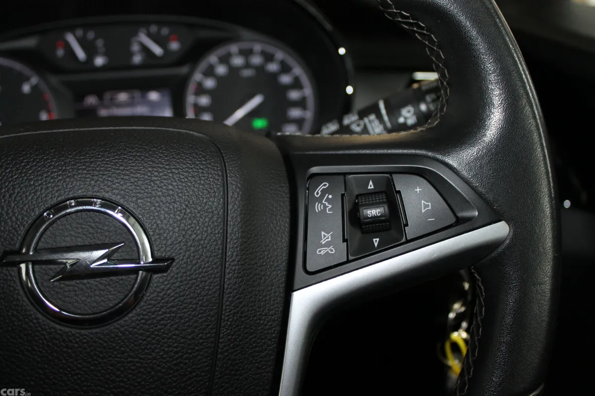 Opel Mokka SUV, Diesel, 2019, Blue