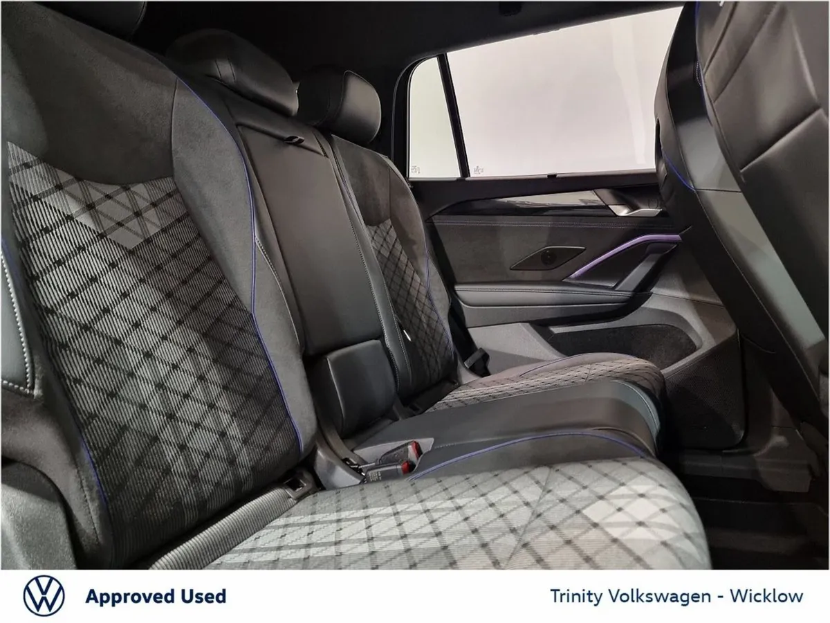 Volkswagen Tayron Estate, Diesel, 2026, Grey