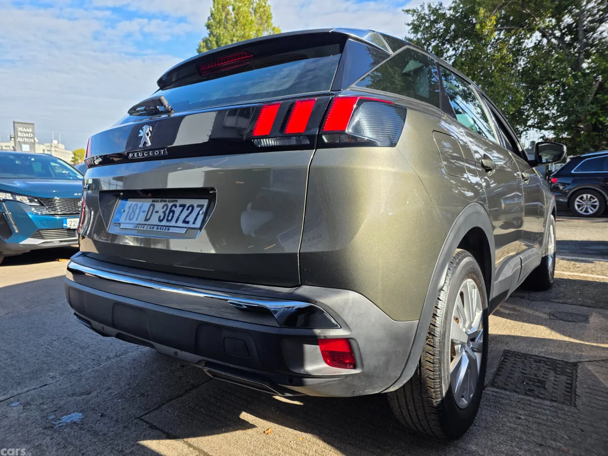 Peugeot 3008 MPV, Petrol, 2018, Grey