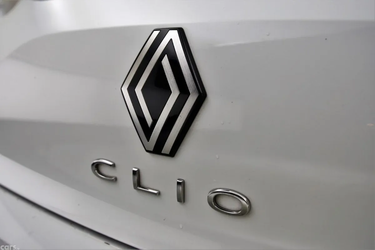 Renault Clio Hatchback, Petrol, 2024, White