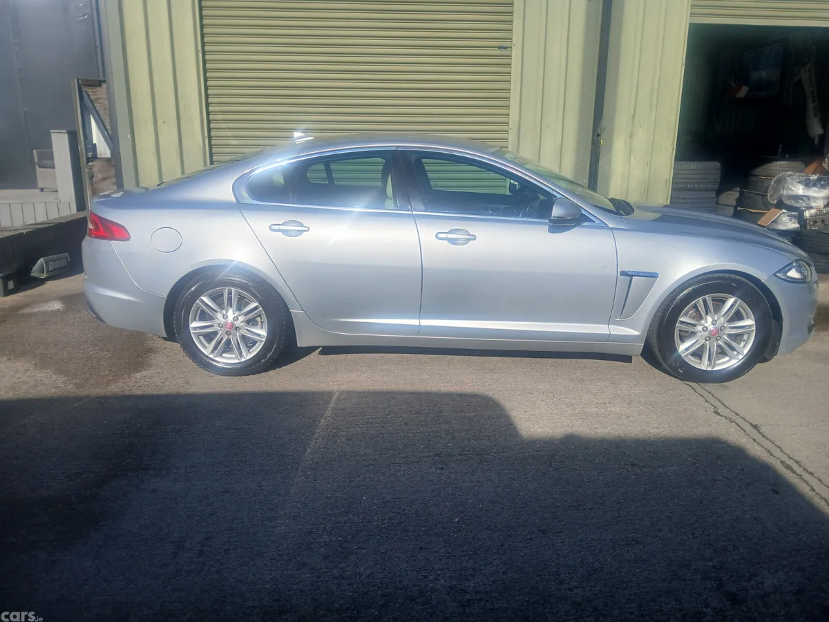 Jaguar XF Saloon, Diesel, 2015, Silver
