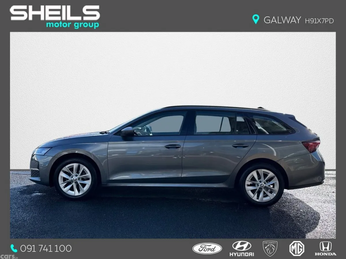 Skoda Octavia Estate, Petrol Hybrid, 2024, Grey