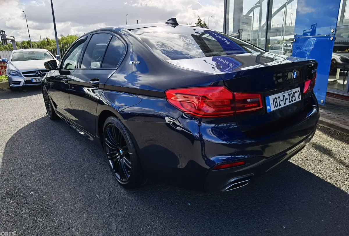 BMW 5-Series Saloon, Petrol Plug-in Hybrid, 2018, Black