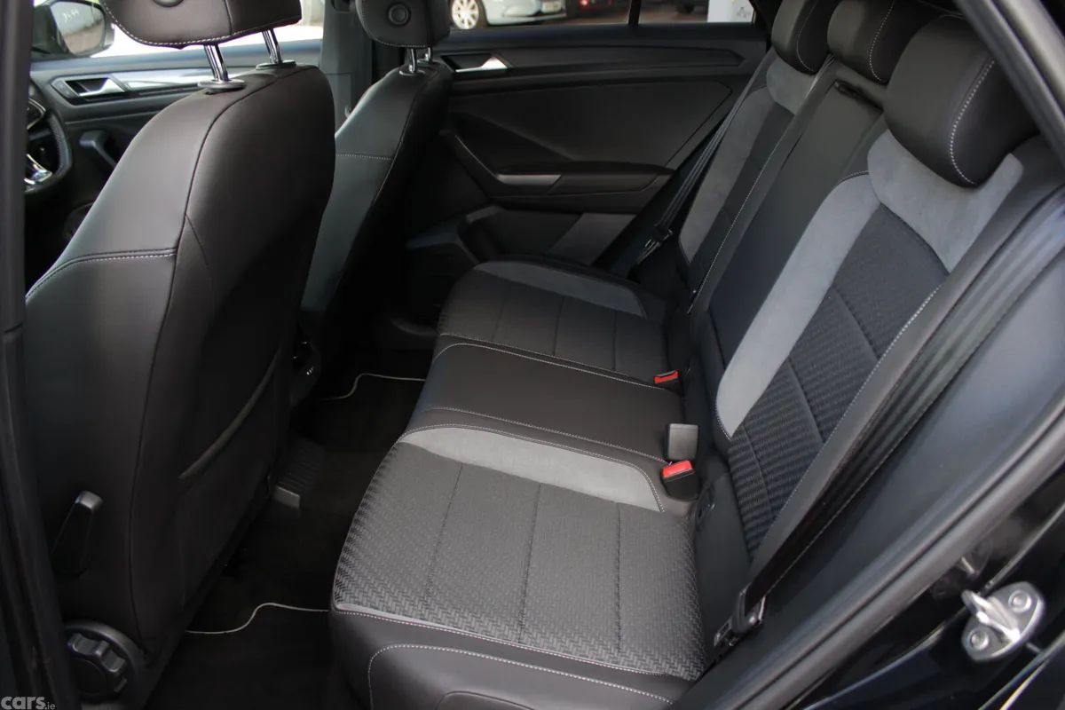 Volkswagen T-Roc MPV, Diesel, 2020, Black