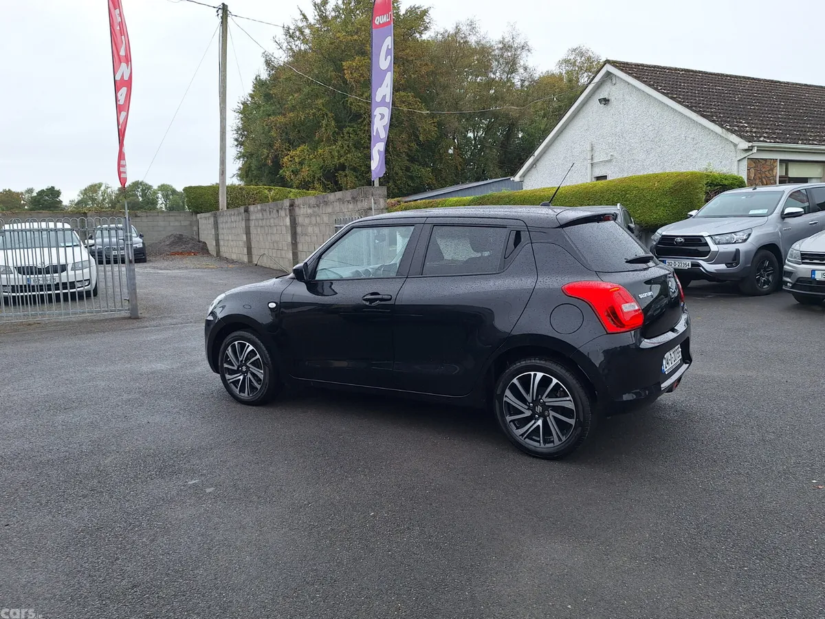 Suzuki Swift Hatchback, Petrol, 2024, Black