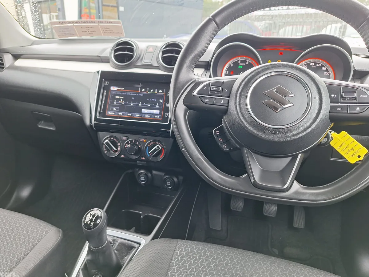 Suzuki Swift Hatchback, Petrol, 2024, Black