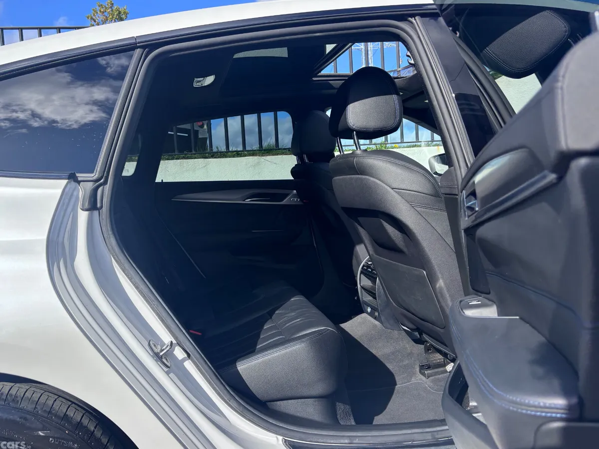 BMW 6-Series Hatchback, Diesel, 2019, White