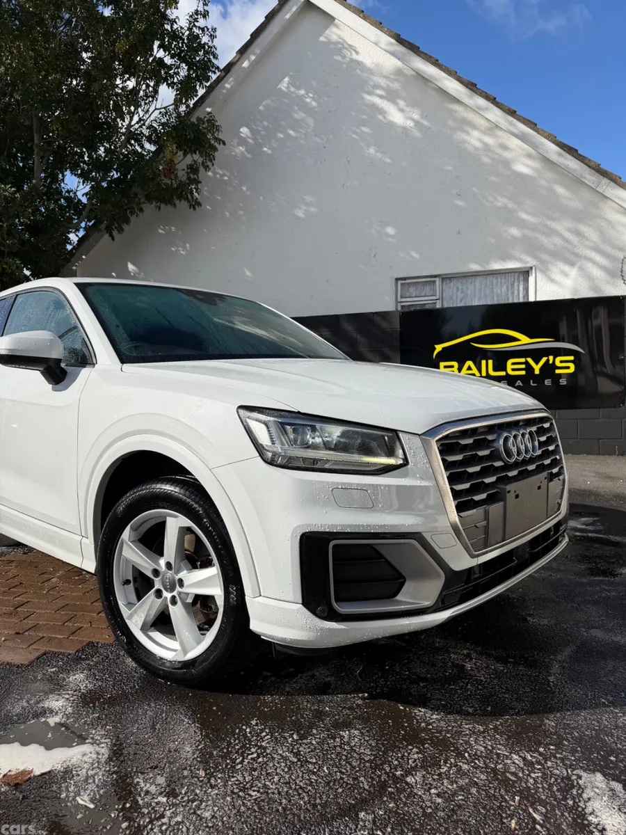 Audi Q2 SUV, Petrol, 2017, White