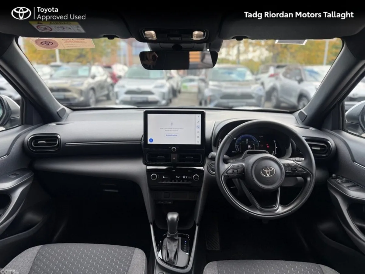 Toyota Yaris Cross Hatchback, Petrol Hybrid, 2026, White