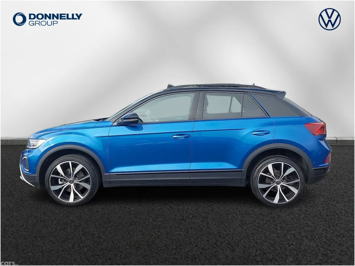 Volkswagen T-Roc Hatchback, Petrol, 2026, Blue