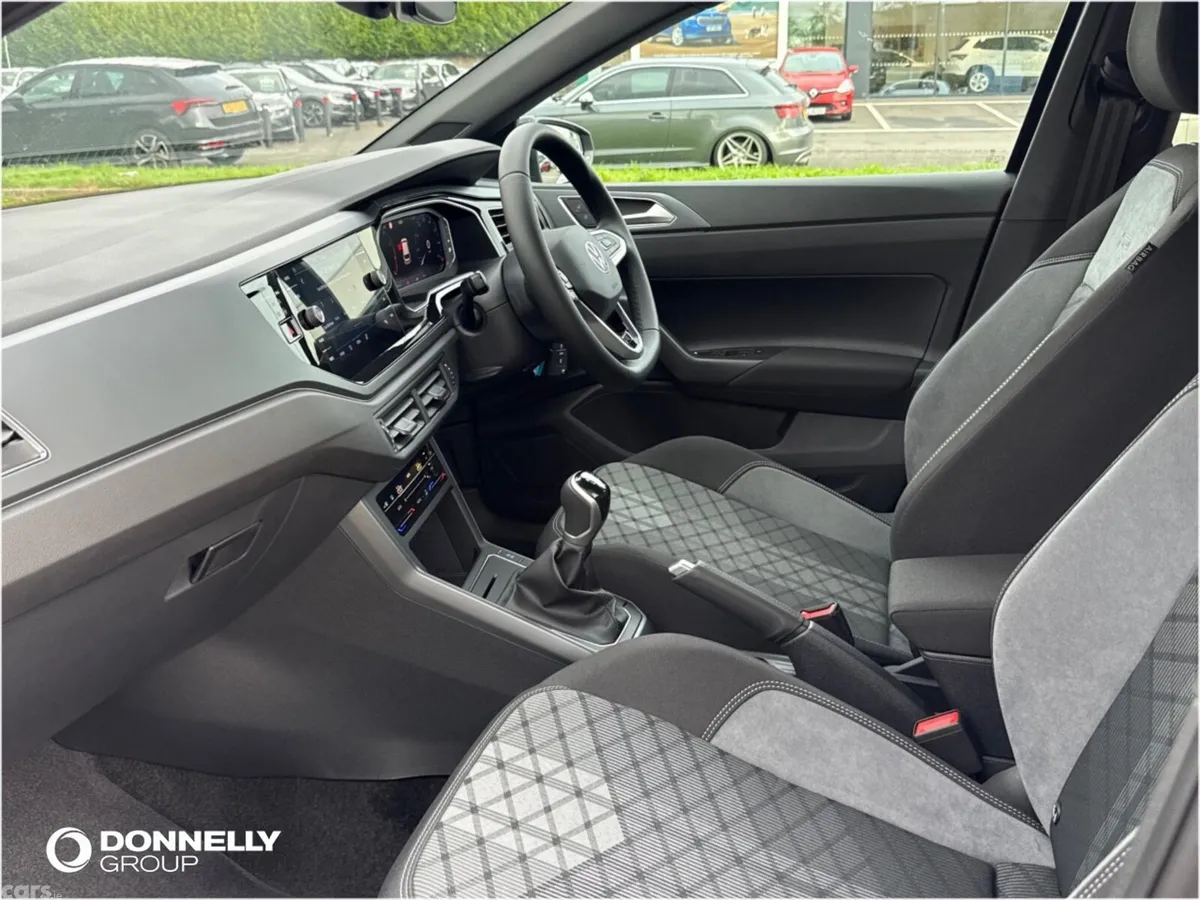 Volkswagen Polo Hatchback, Petrol, 2026, 