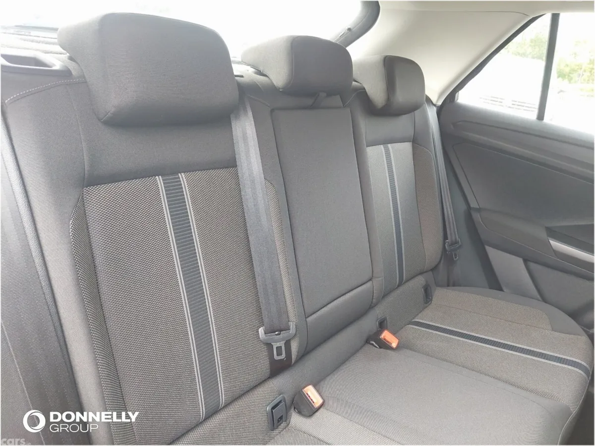 Volkswagen T-Roc Hatchback, Diesel, 2019, Grey