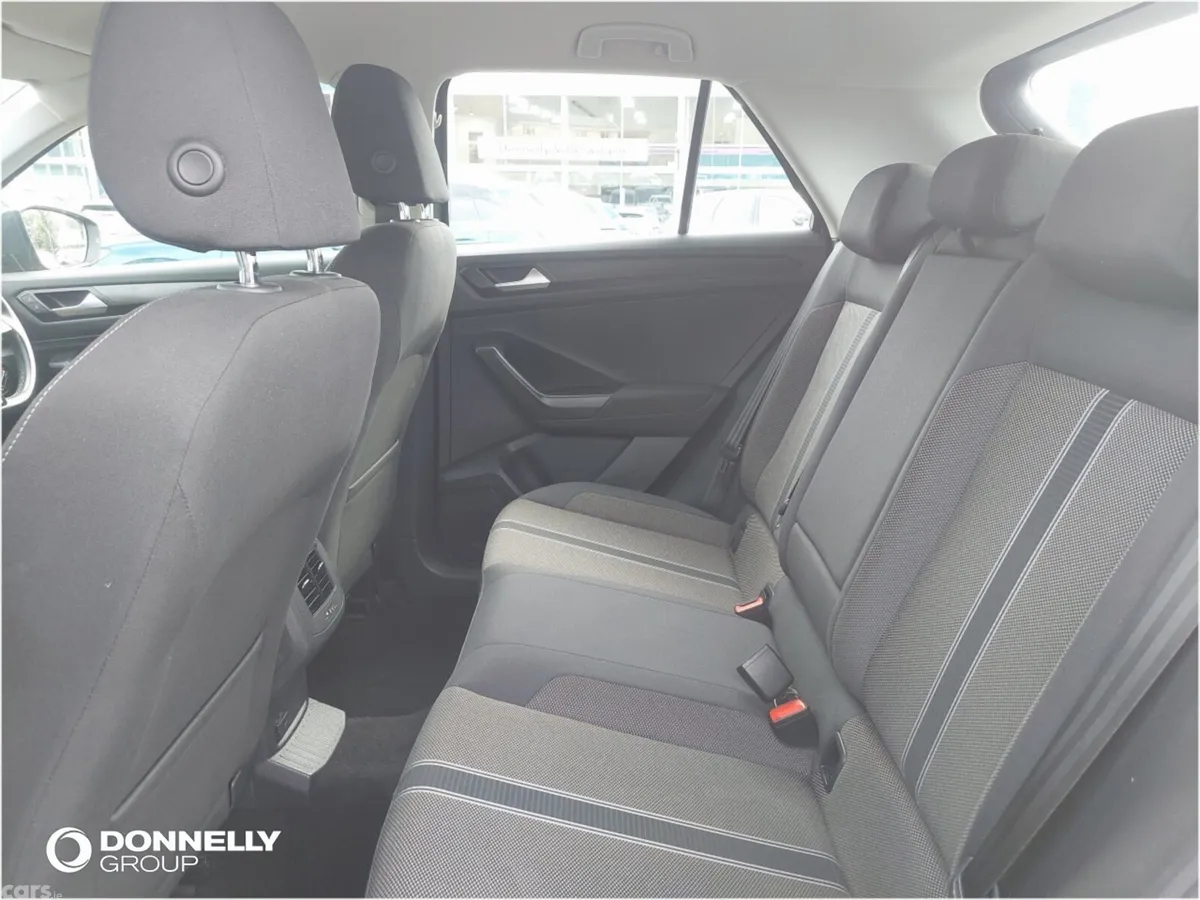 Volkswagen T-Roc Hatchback, Diesel, 2019, Grey