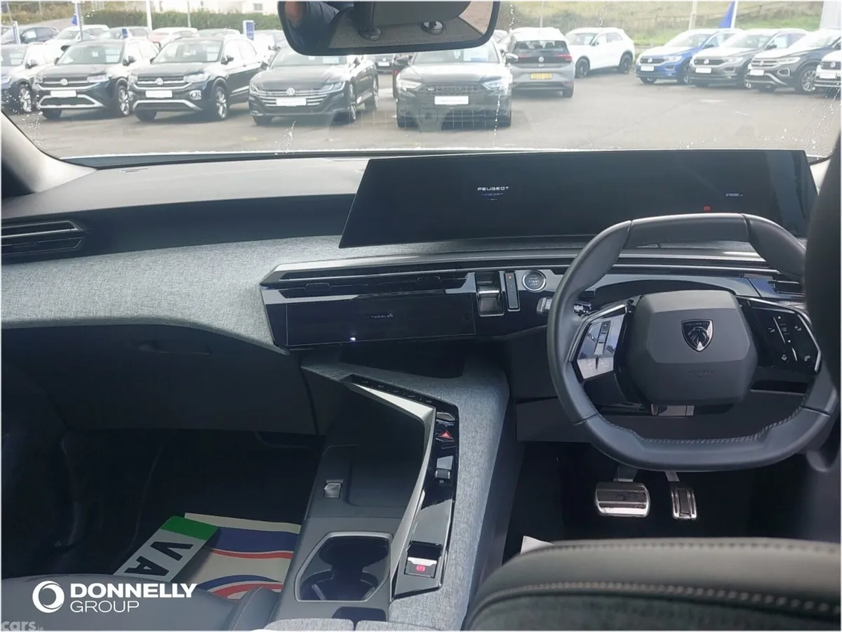 Peugeot 3008 SUV, Electric, 2025, White