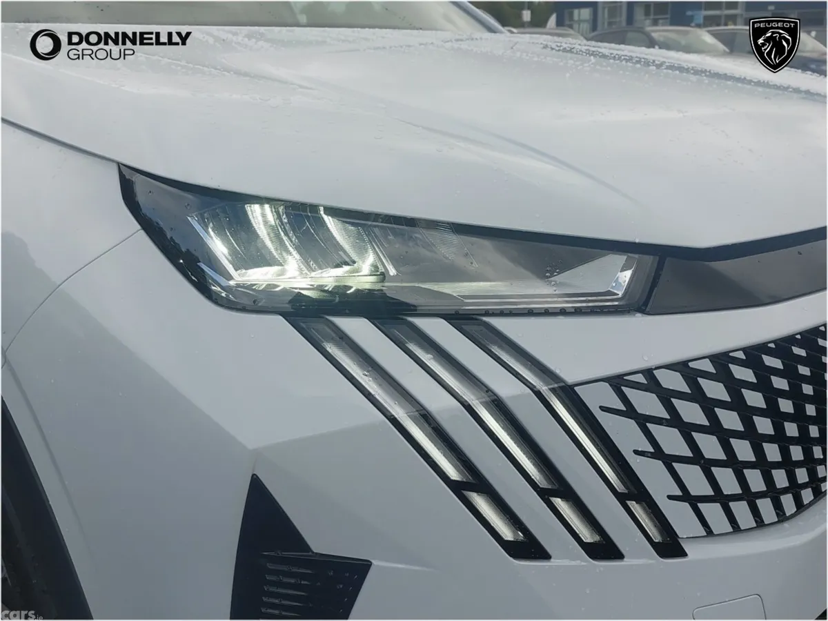 Peugeot 3008 SUV, Electric, 2025, White