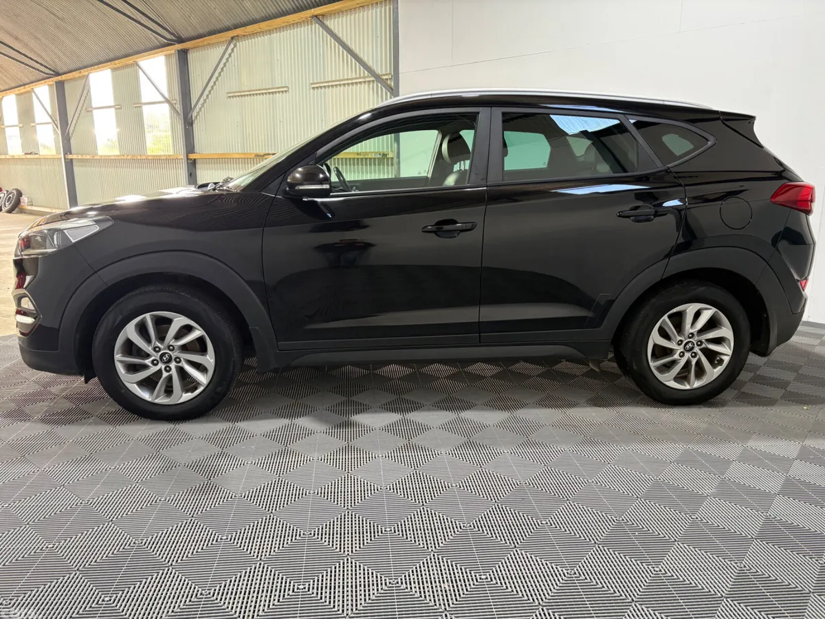 Hyundai Tucson SUV, Diesel, 2016, Black