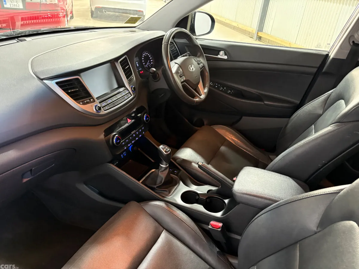 Hyundai Tucson SUV, Diesel, 2016, Black