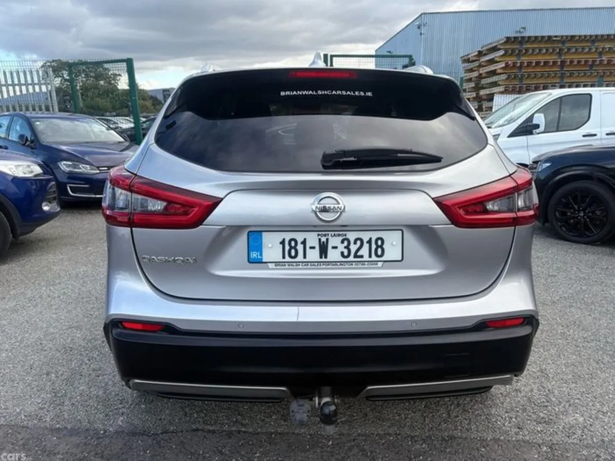 Nissan Qashqai Hatchback, Diesel, 2018, Silver