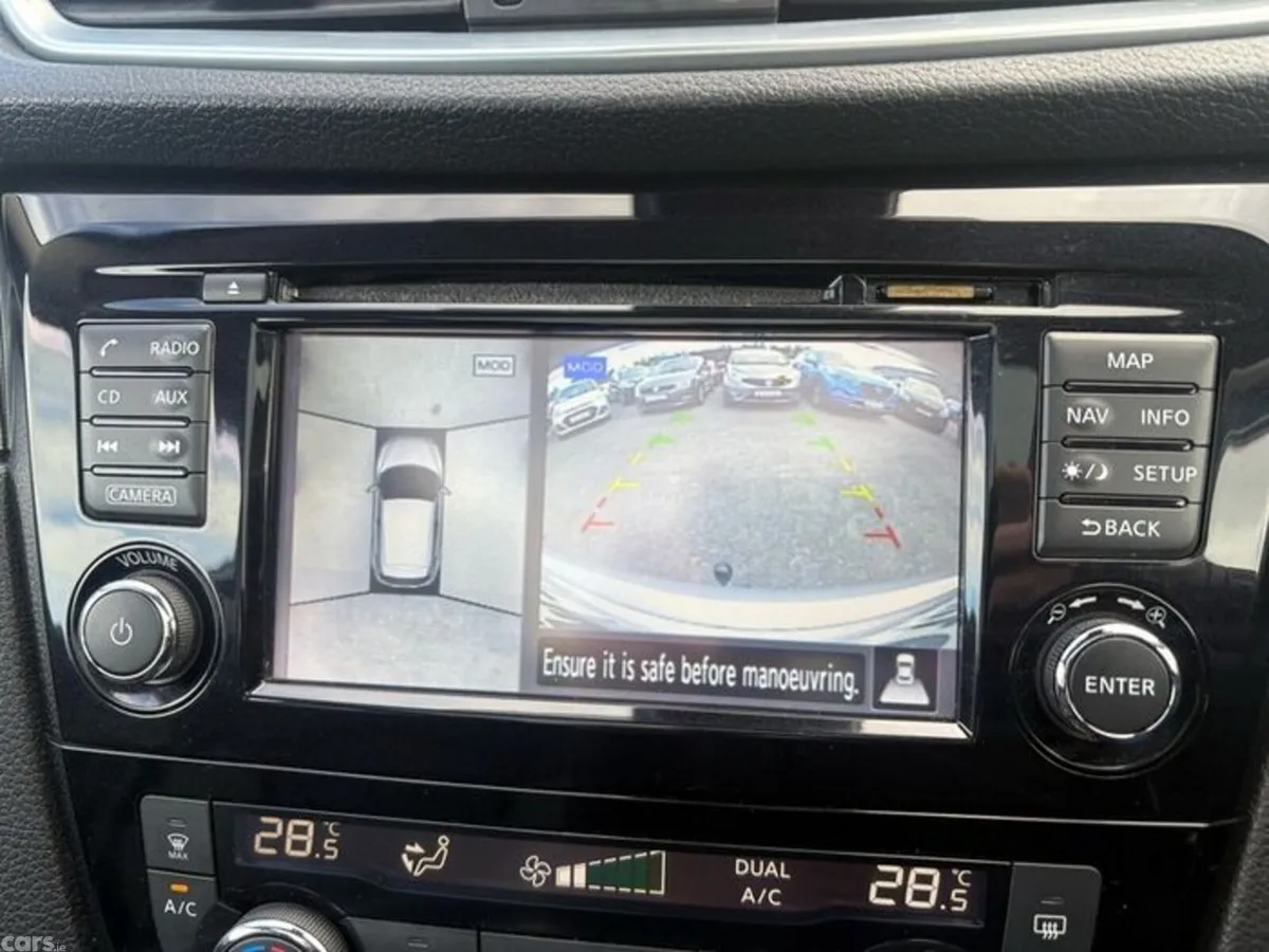 Nissan Qashqai Hatchback, Diesel, 2018, Silver
