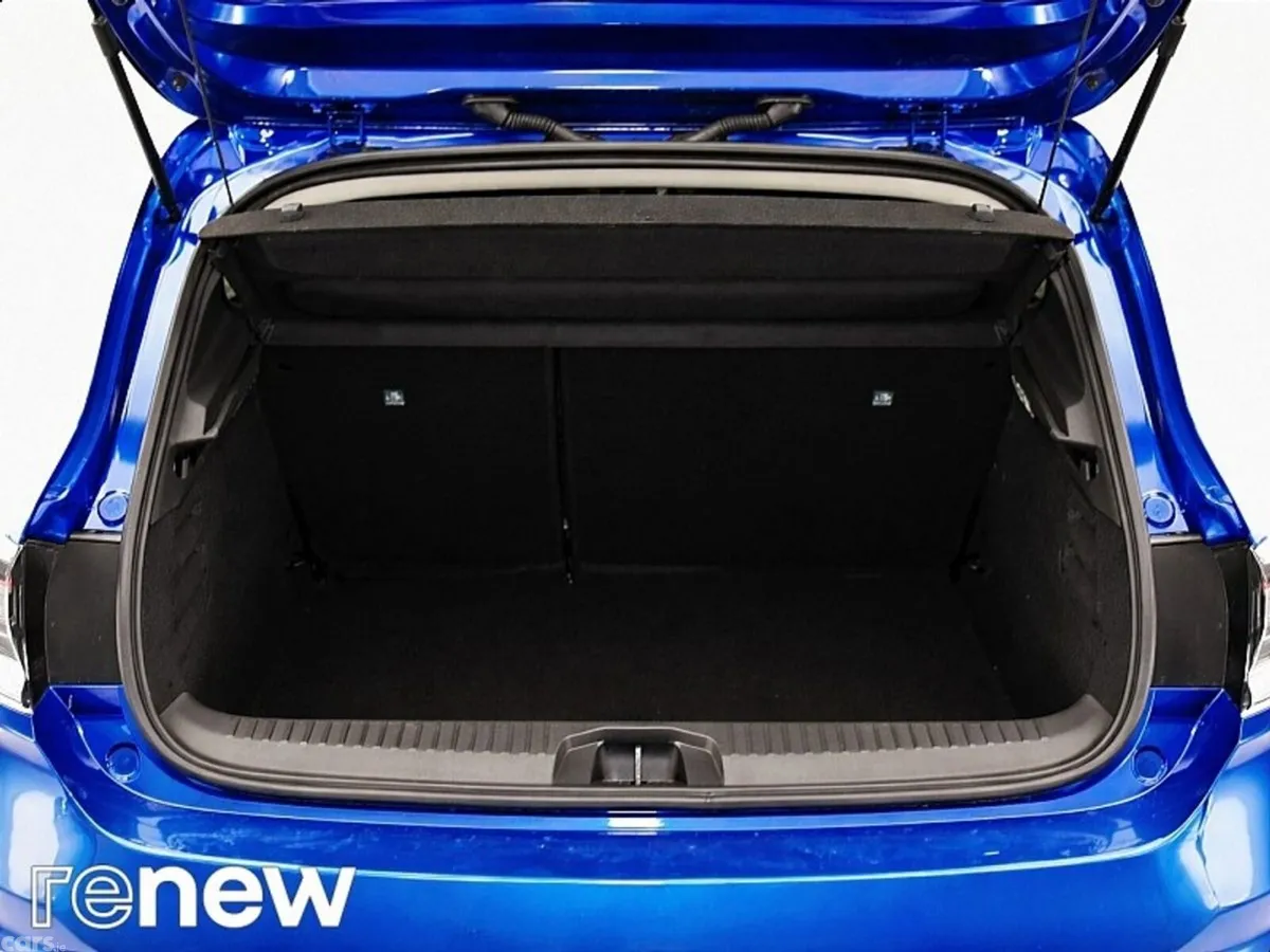 Renault Clio Hatchback, Petrol Hybrid, 2026, Blue