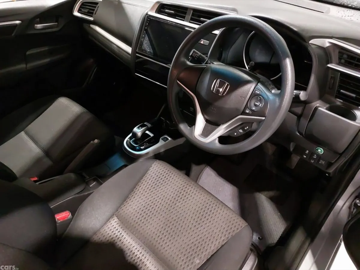 Honda Fit Hatchback, Petrol Hybrid, 2019, Silver
