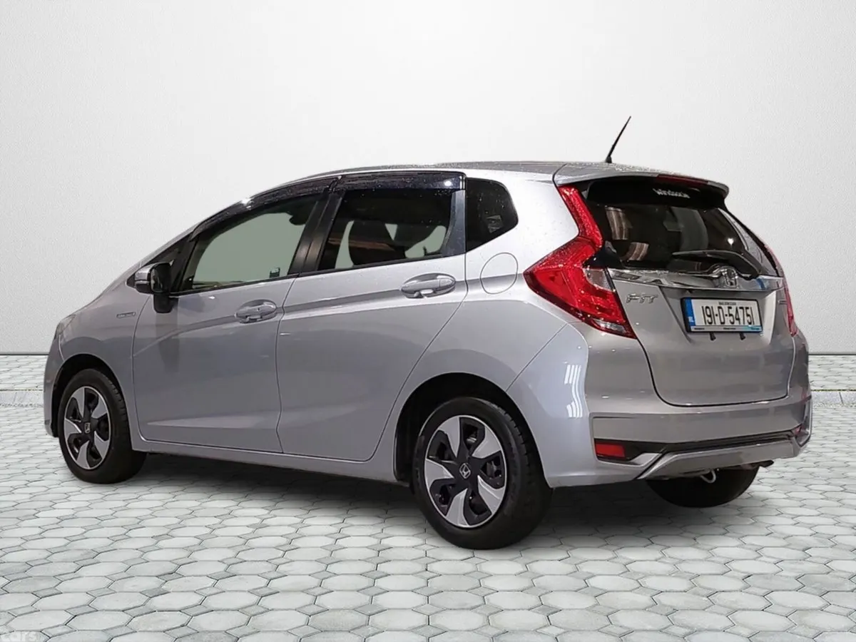 Honda Fit Hatchback, Petrol Hybrid, 2019, Silver