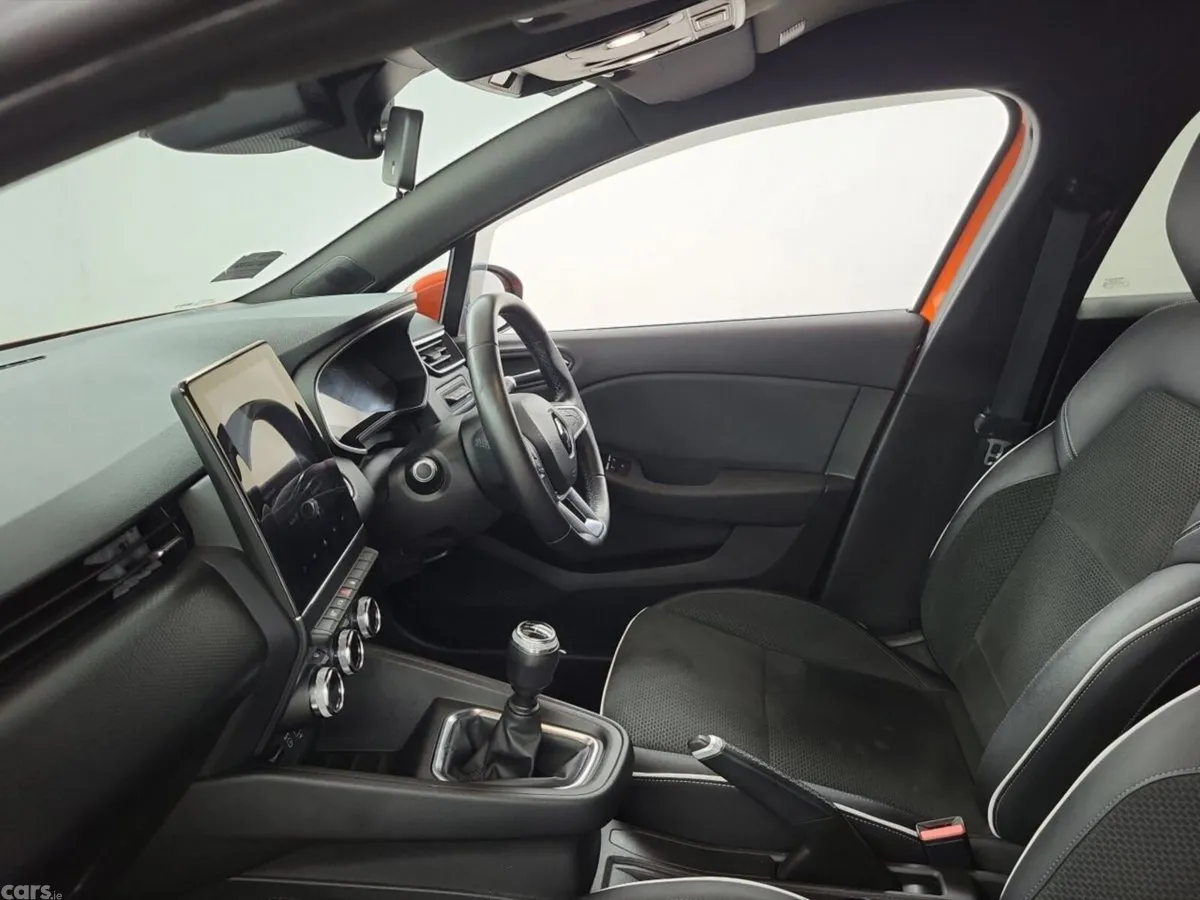 Renault Clio Hatchback, Petrol, 2020, Orange