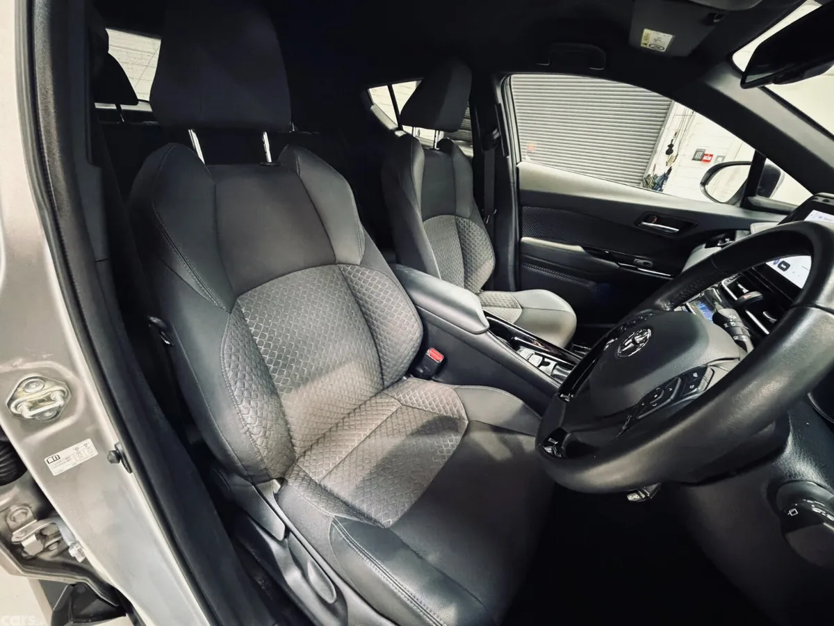 Toyota C-HR Hatchback, Petrol, 2023, Grey