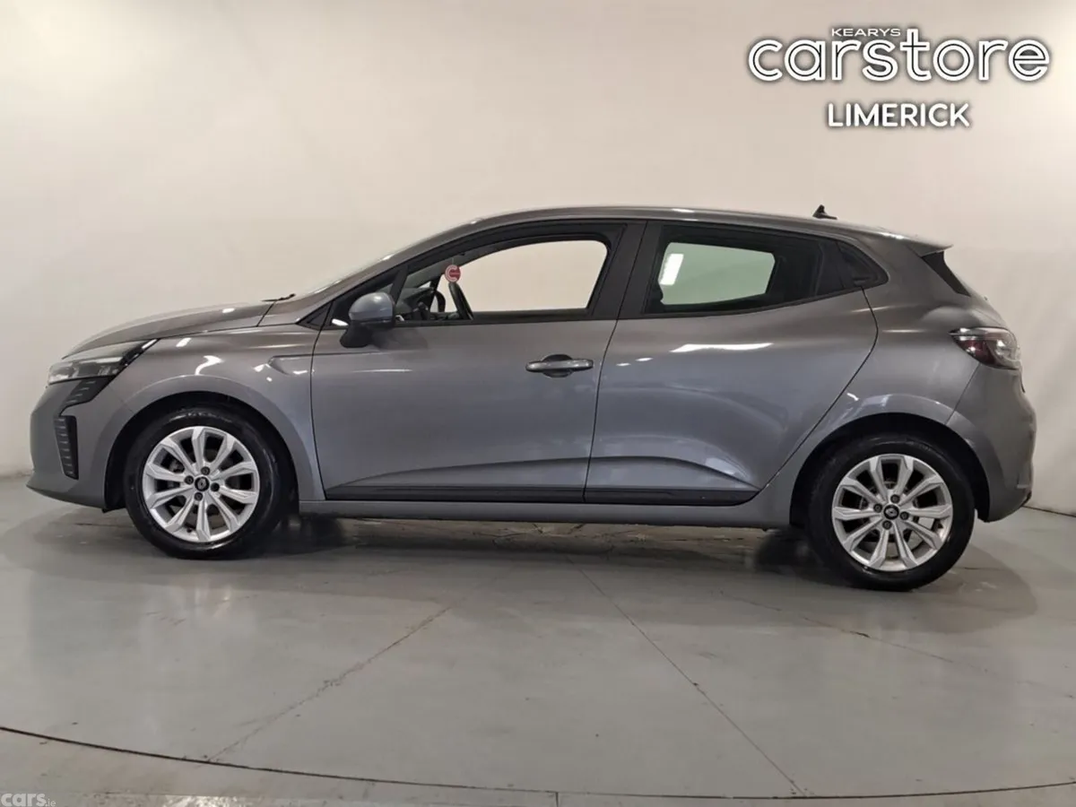 Renault Clio Hatchback, Petrol, 2024, Grey